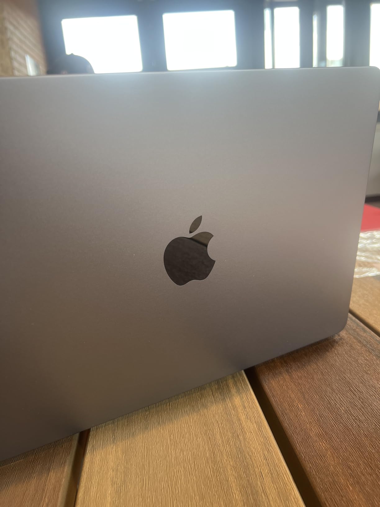 Apple 2022 MacBook Air with Apple M2 Chip, 13-inch, 8GB RAM, 256GB SSD Storage - Space Gray (Renewed) customer photo 2