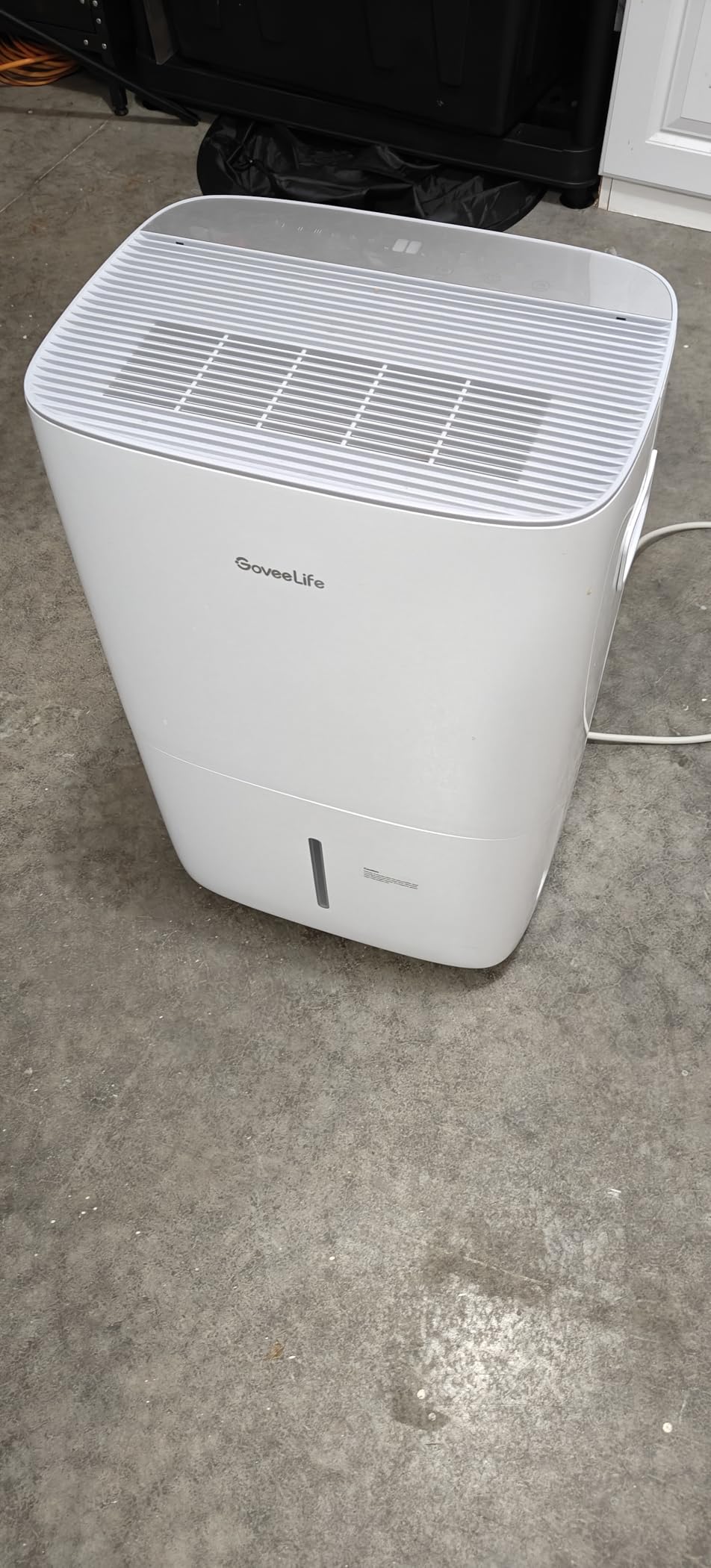 GoveeLife Dehumidifier for Home 4,500ft², 50 to 137 Pints, 2.0Gal Bucket customer photo 2
