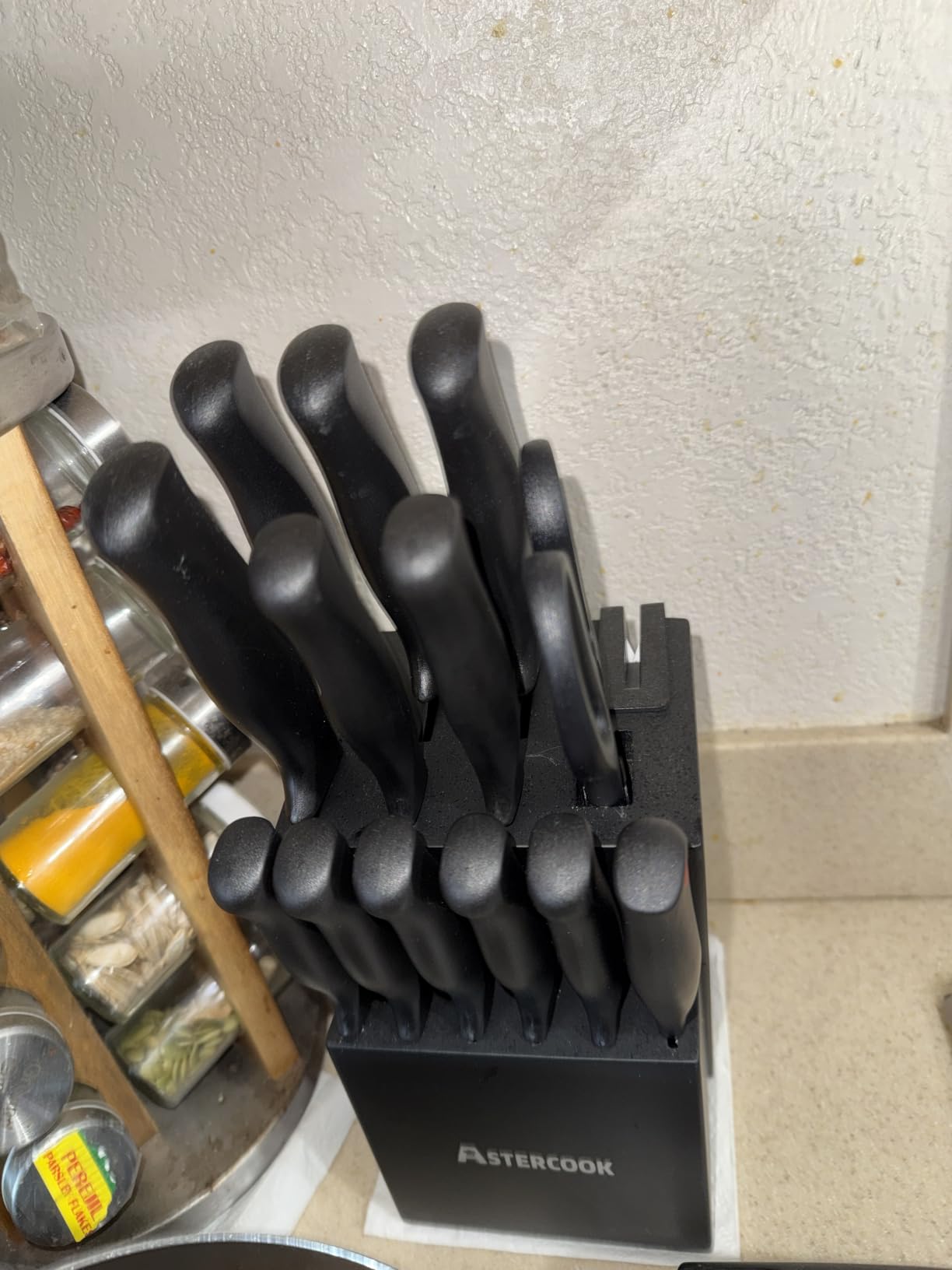 Astercook Knife Set for Kitchen with Block and Sharpener 15pcs German customer photo 1