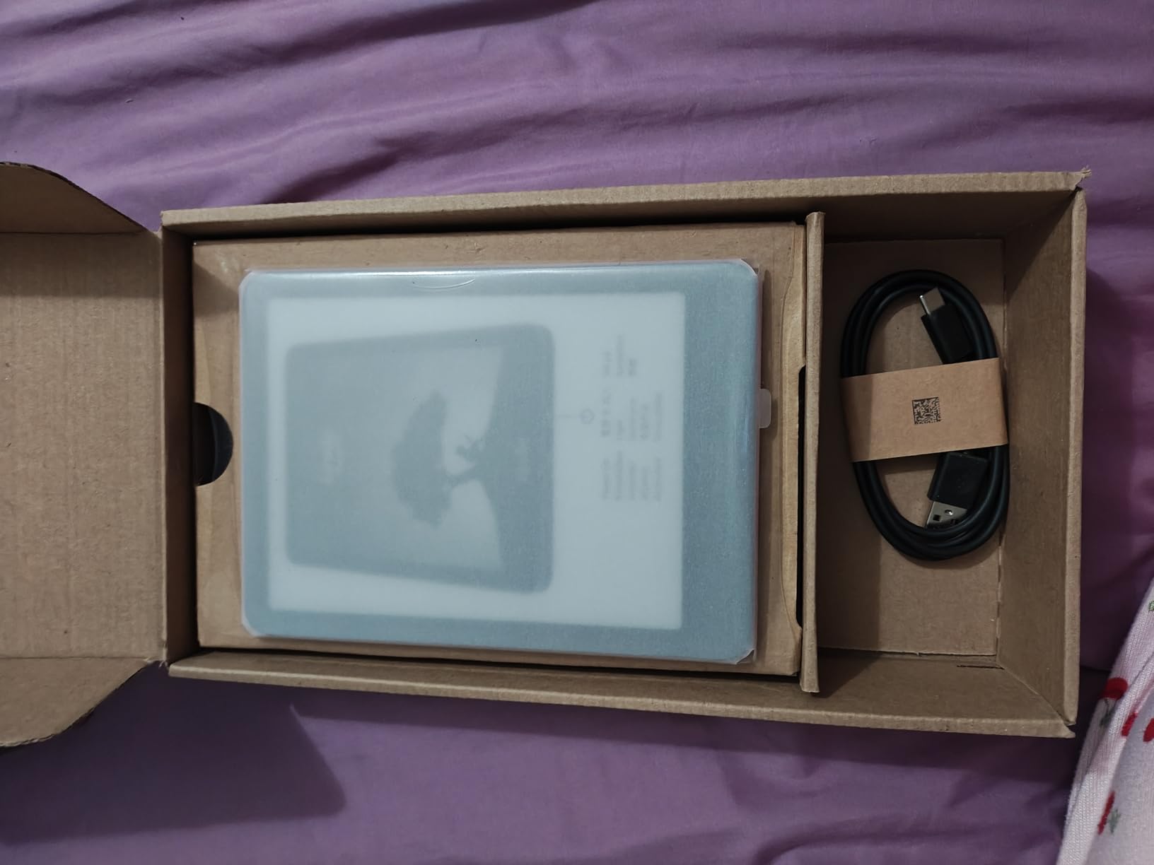 Like-New Amazon Kindle Paperwhite 16GB (2024 model) – 7