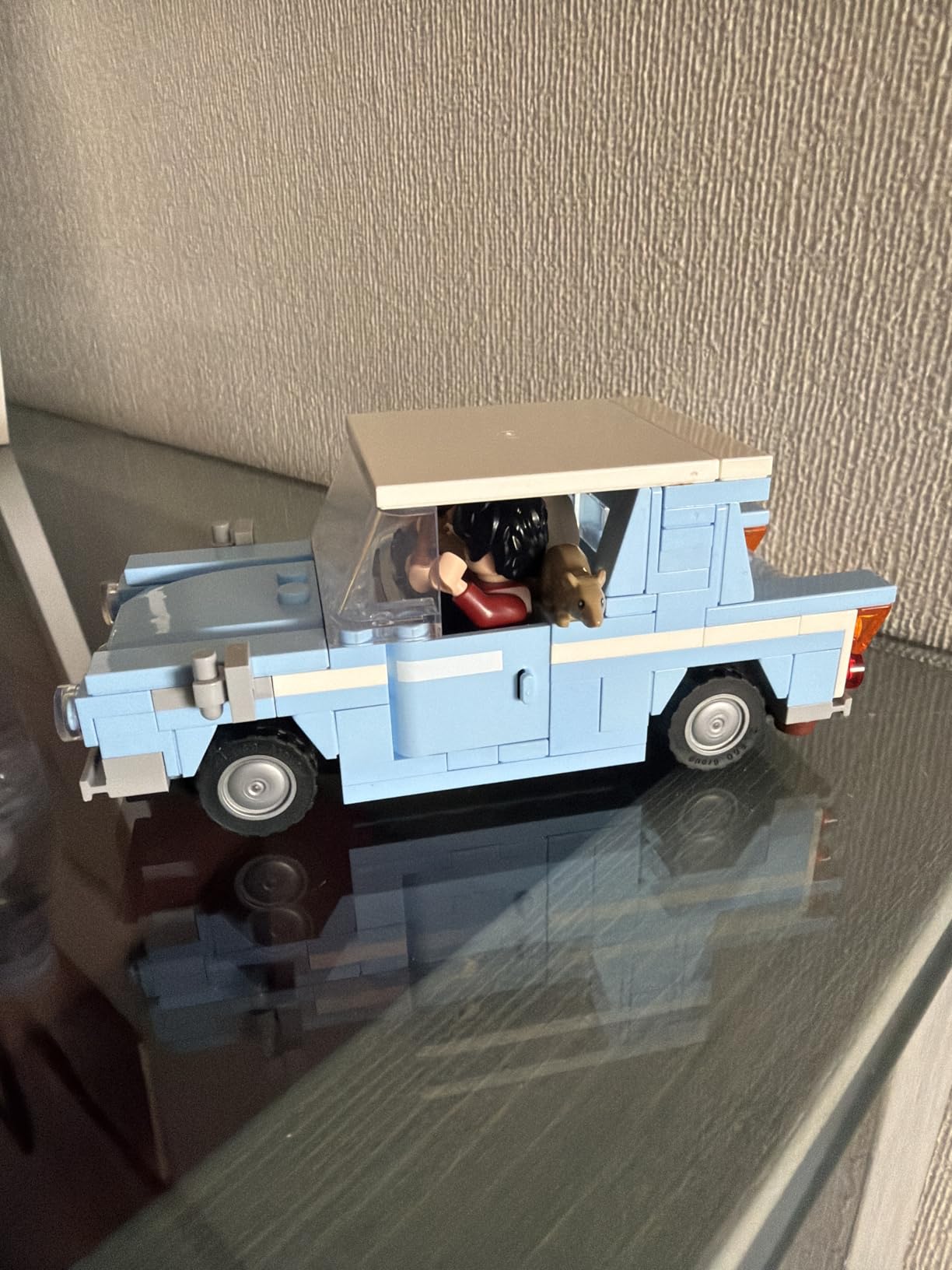 LEGO Harry Potter Flying Ford Anglia, Buildable Car Toy with 2 Minifigures for Role Play, Fantasy Playset for Kids, Harry Potter Car, Gift for Boys, Girls and Any Fan Ages 7 and Up, 76424 customer photo 2