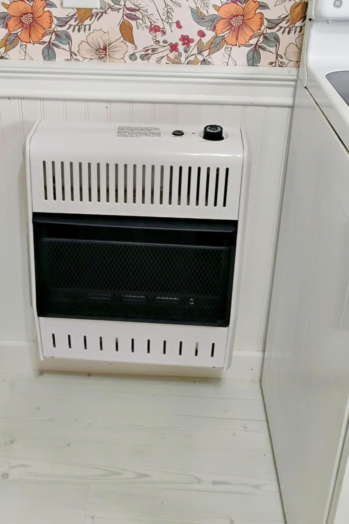 ProCom Heating Natural Gas Ventless Blue Flame Heater With Base Feet - 20,000 BTU, T-Stat Control - Model# MN200TBA-B customer photo 1