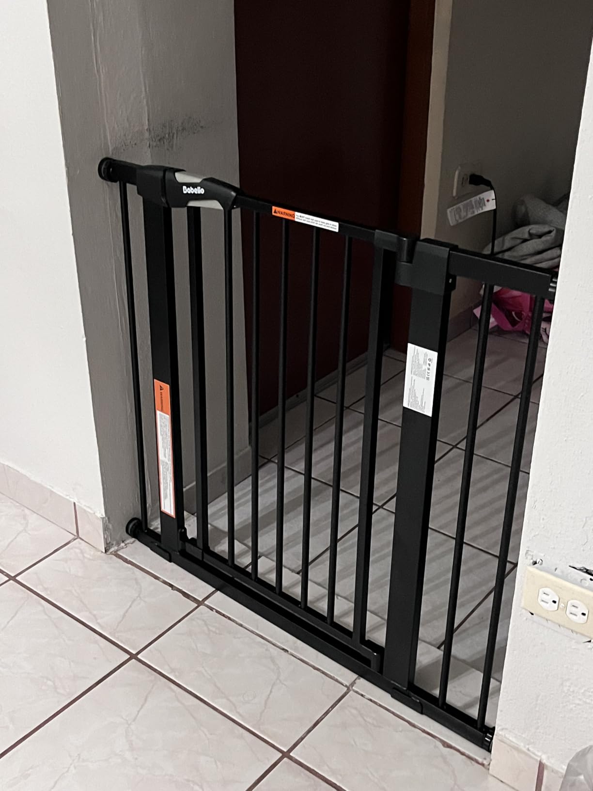 Babelio Baby Gate for Stairs No Drilling, 29-48 in PressGuard Dog Gate customer photo 2