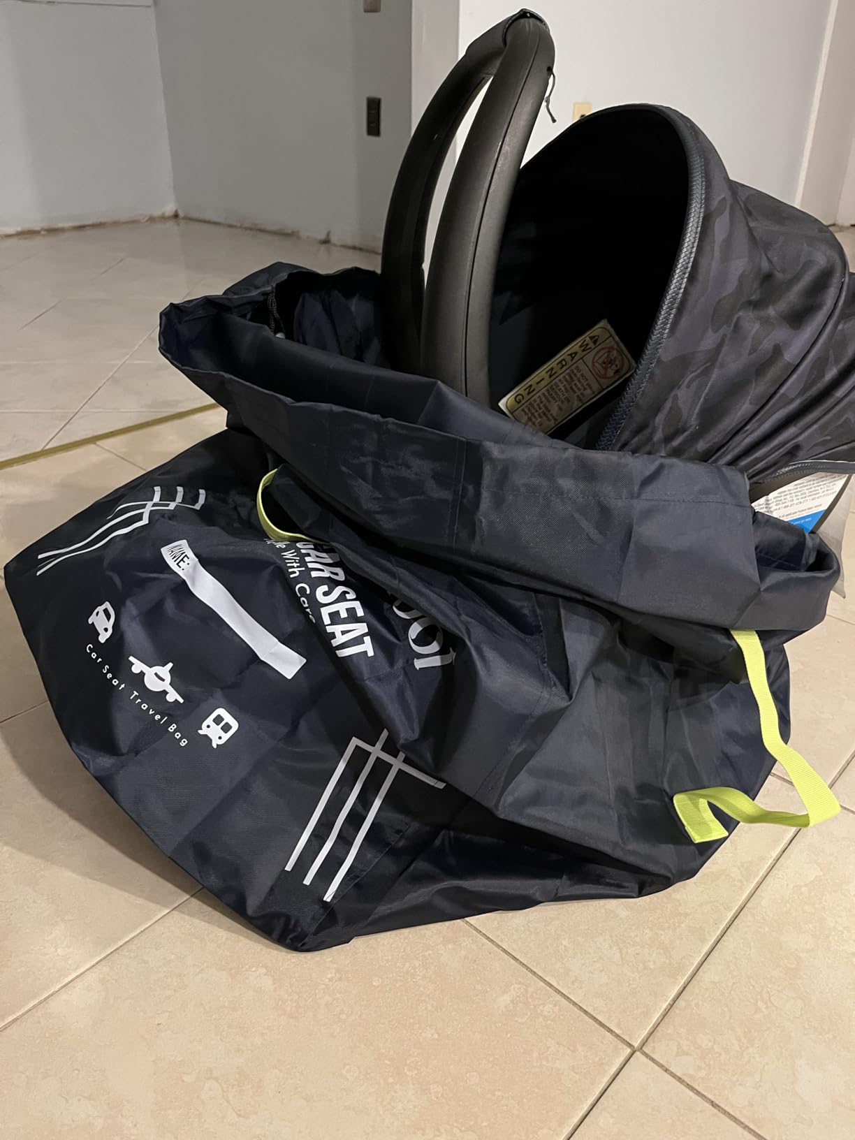 Infant Car Seat Travel Bag for Airplane - Durable Gate Check Bag for Car Seats that fits easily on Convertible Car Seats, Infant Carriers & Booster Seats (Hand Carry Bag, Black) customer photo 1