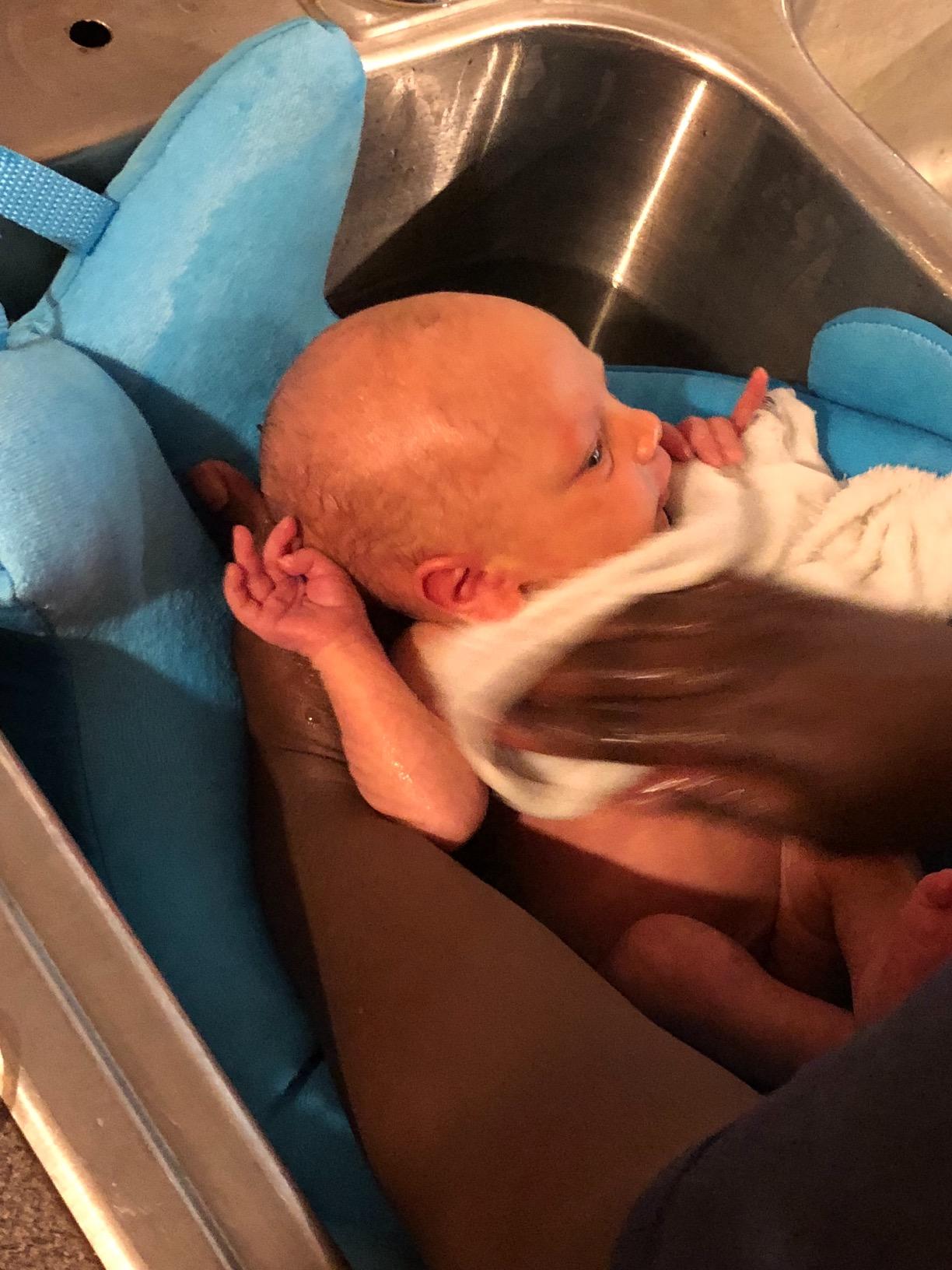 Skip Hop Soft Sink Baby Bath Tub, Moby, Grey customer photo 1