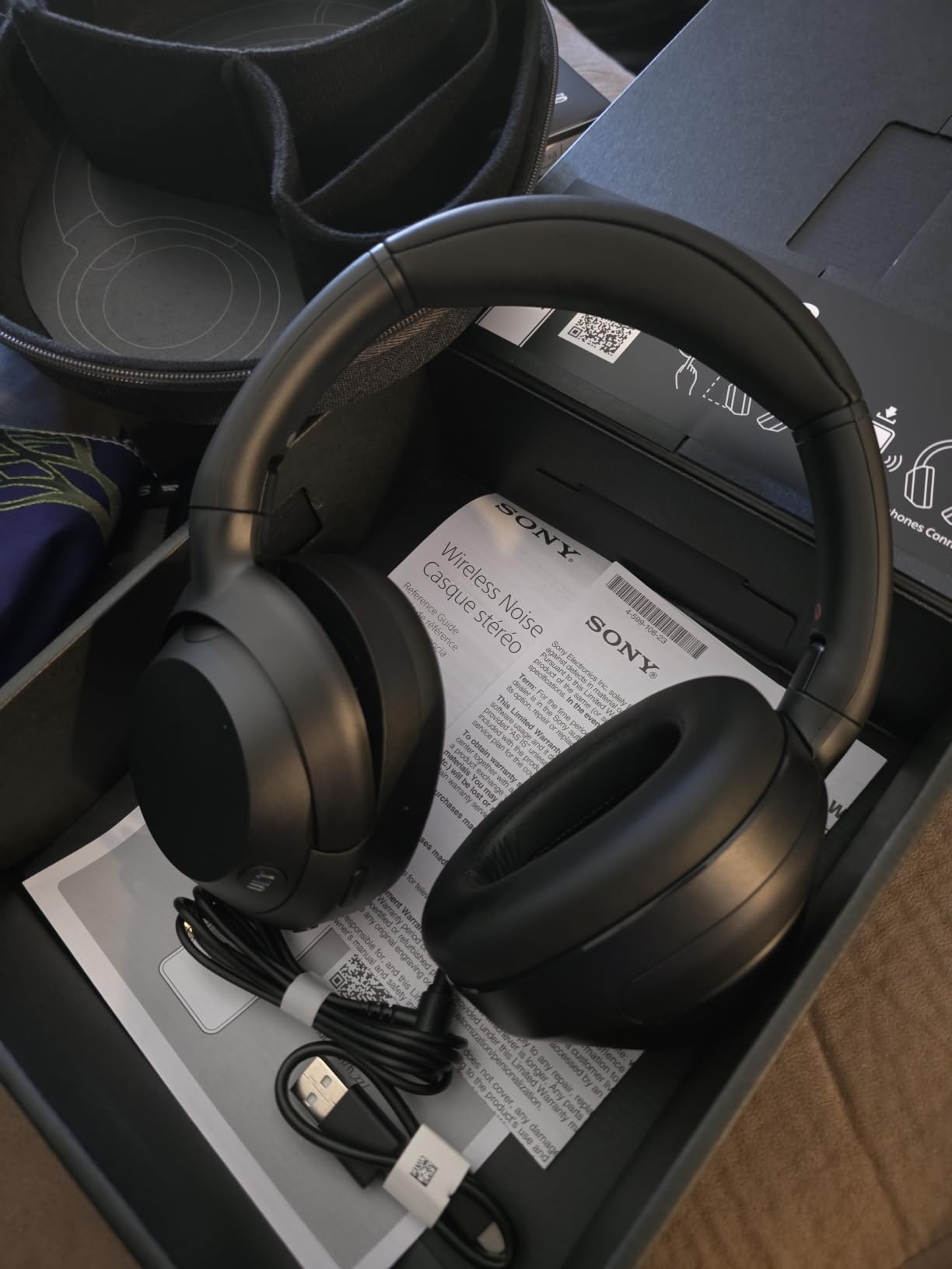 Sony ULT WEAR Over-Ear Noise Canceling Wireless Headphones, Black customer photo 2