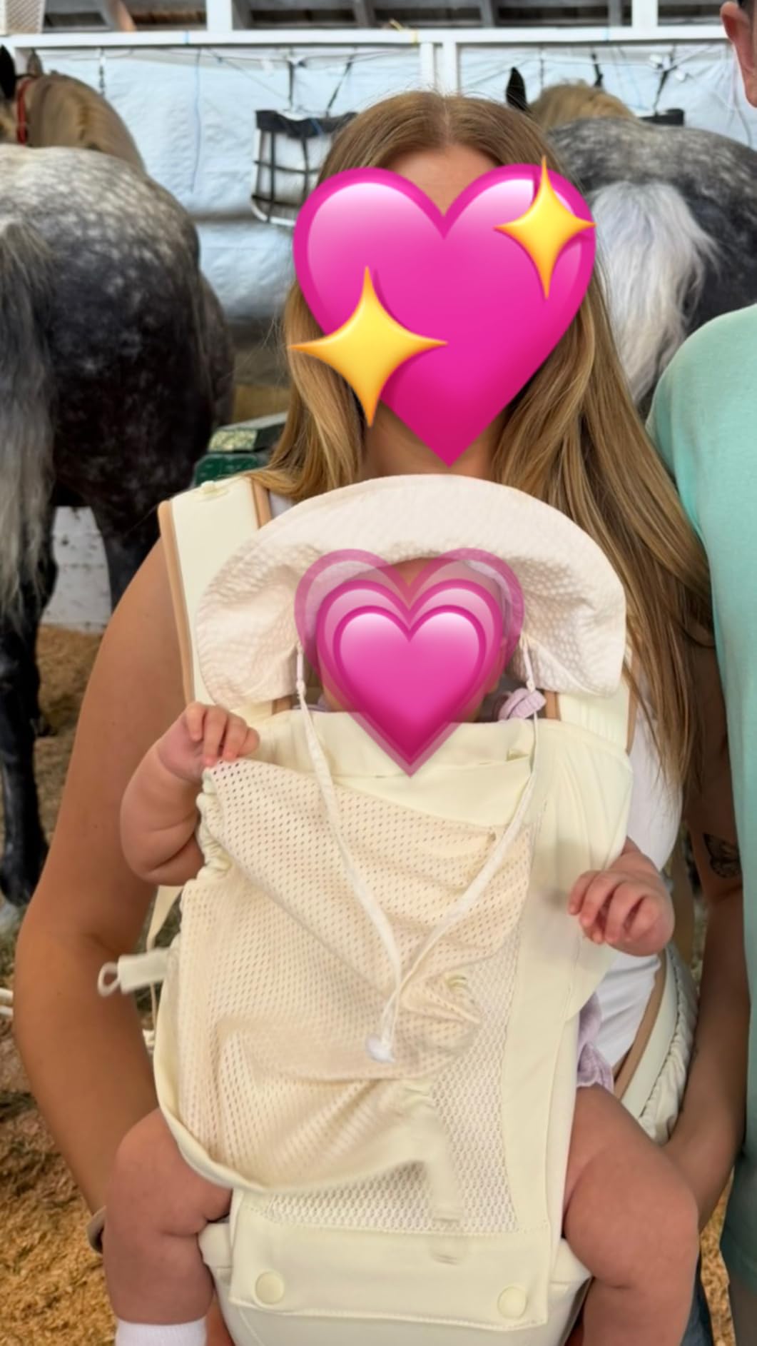 Bebamour Baby Carrier with Hip Seat,All-Position Breathable Mesh Hip Seat & Carrier 0-36Months with Head Hood, 3 PCS Cotton Pads, Waist Extender,Storage Bag & Pacifier Case,Black customer photo 2