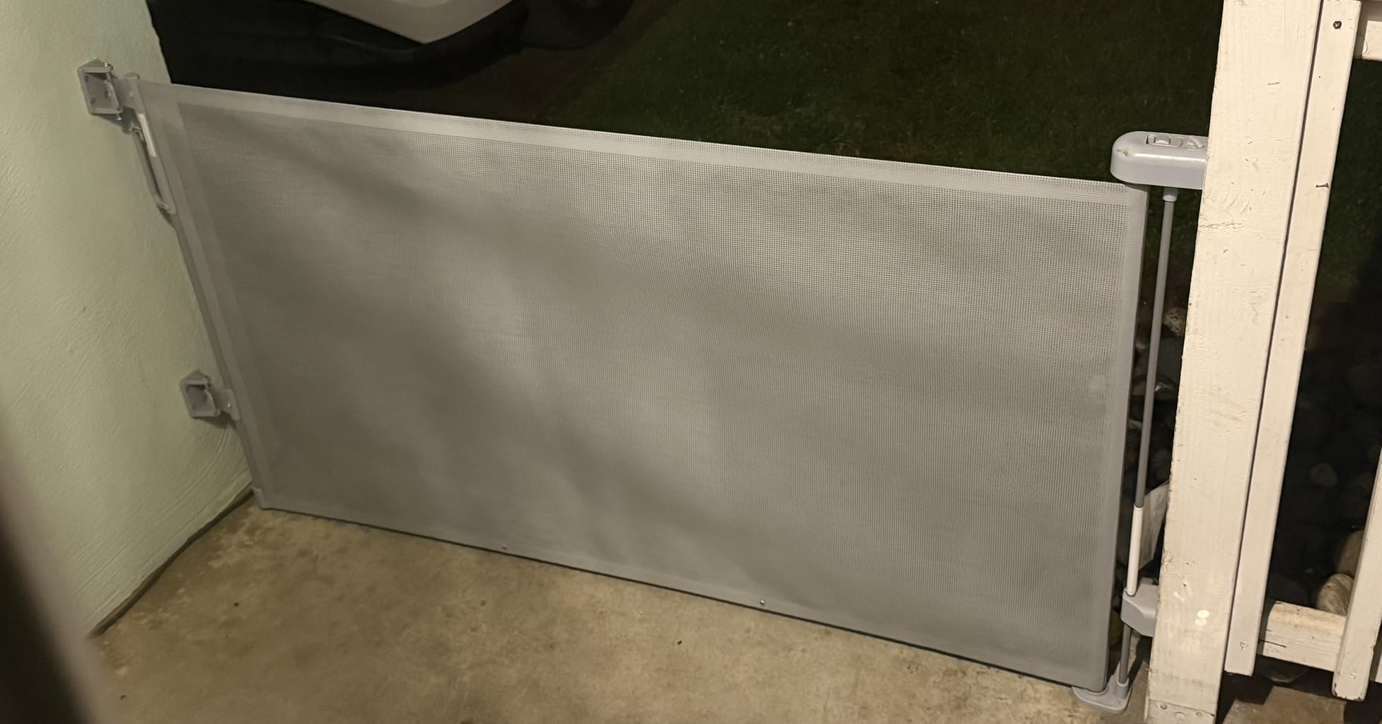 Retractable Baby Gate for Stairs & Doorways, Dog Gate Indoor Outdoor customer photo 1