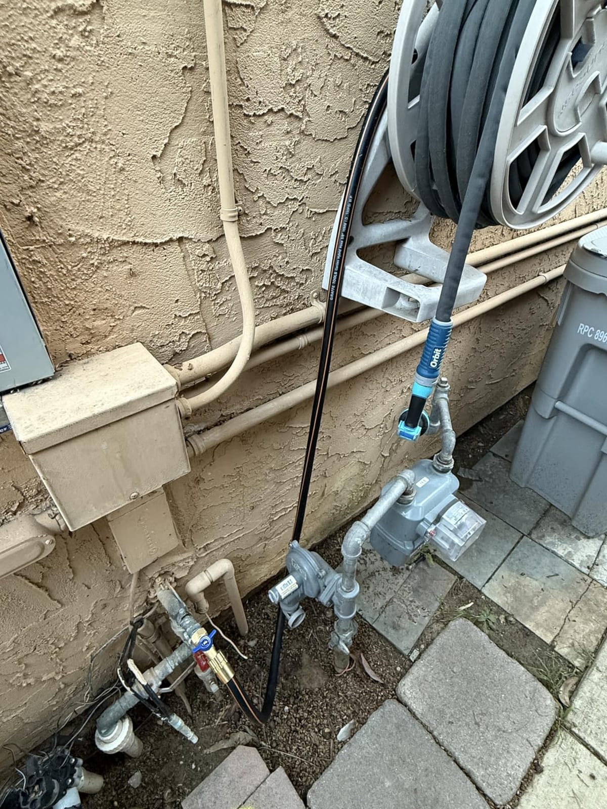 Giraffe Tools Wall Mounted Pressure Washer Essential 100FT with 1800W Motor customer photo 1