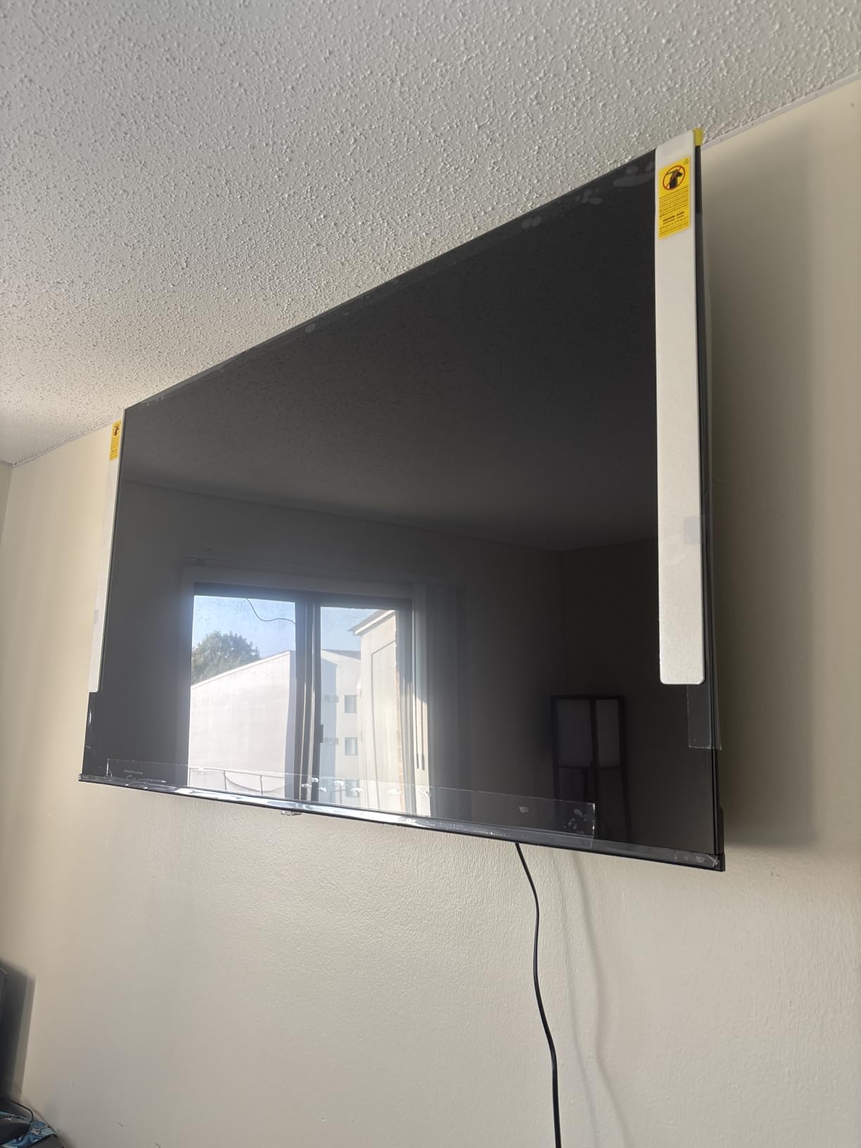 Hisense 100
