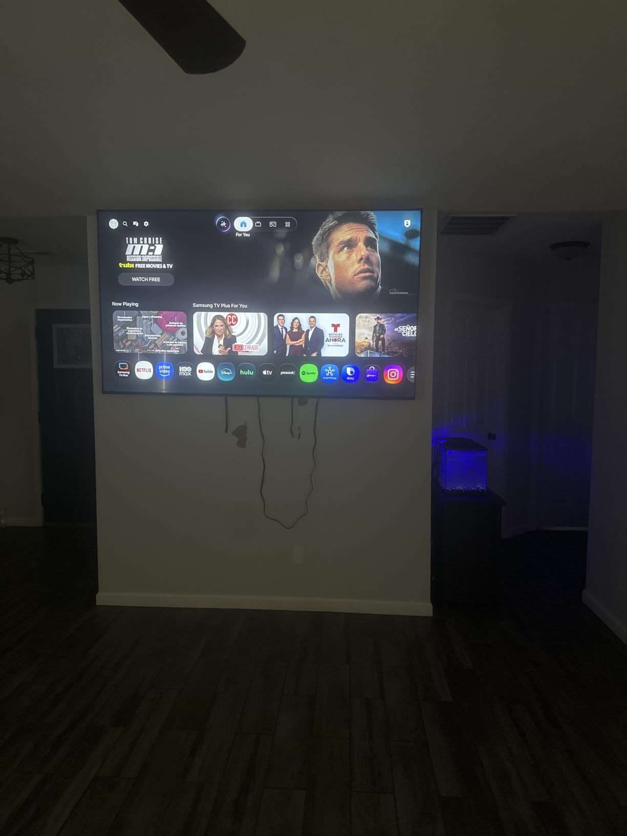 Samsung 85-Inch Class U8000H Series Crystal UHD, 4K, Smart TV, 2026 Model customer photo 2